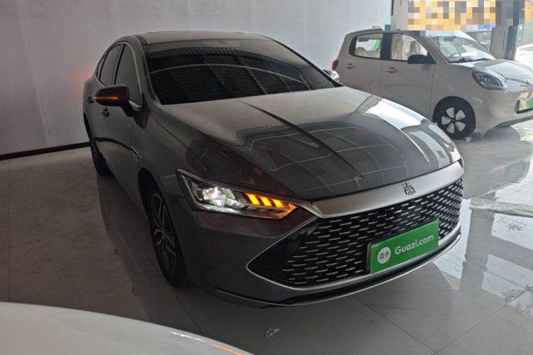 Used BYD Qin PLUS 2021 DM-i 55KM Flagship Model Front Right 45 Deg