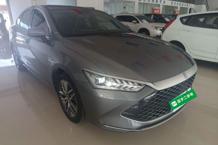 Used BYD Qin PLUS 2021 DM-i 55KM Flagship Model Front Right 45 Deg