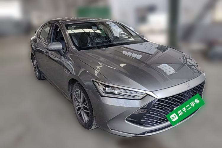 Used BYD Qin PLUS 2021 DM-i 55KM Flagship Model Front Right 45 Deg