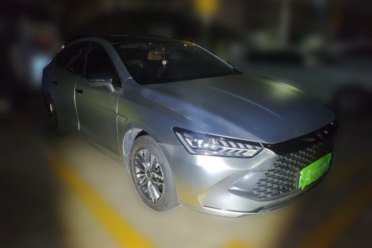 Used BYD Qin PLUS 2021 DM-i 120KM Prestige Model Front Right 45 Deg