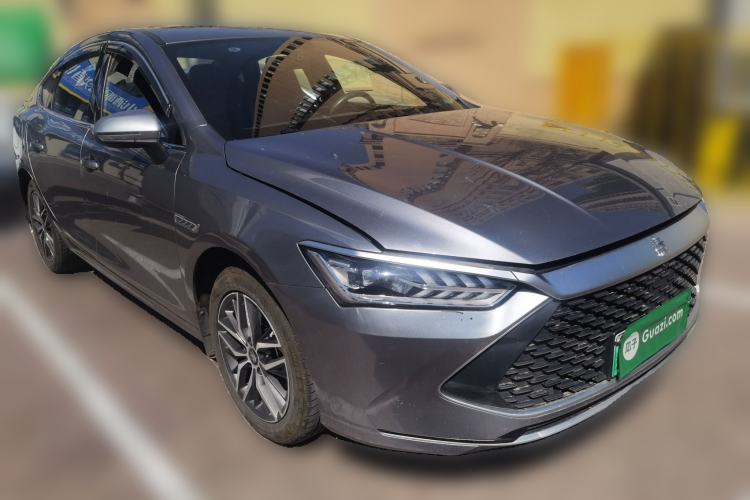 Used BYD Qin PLUS 2021 DM-i 120KM Prestige Model Front Right 45 Deg