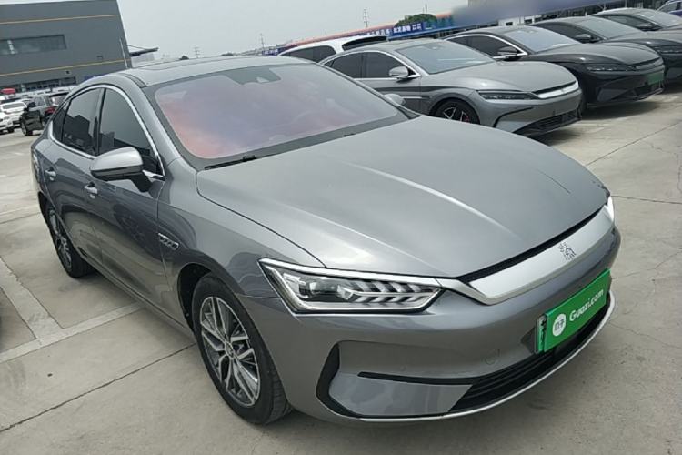 Used BYD Qin PLUS 2021 EV 500KM Premium Model Front Right 45 Deg