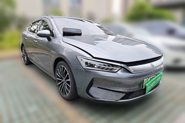 Used BYD Qin PLUS 2021 EV 600KM Flagship Model Front Right 45 Deg