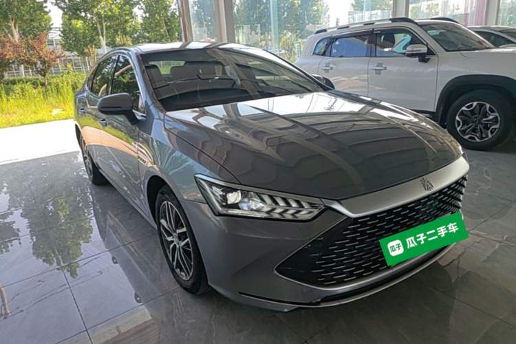 Used BYD Qin PLUS 2021 DM-i 55KM Flagship Model Front Right 45 Deg