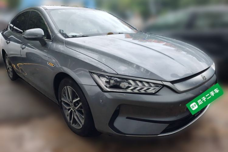 Used BYD Qin PLUS 2021 EV 500KM Luxury Model Front Right 45 Deg