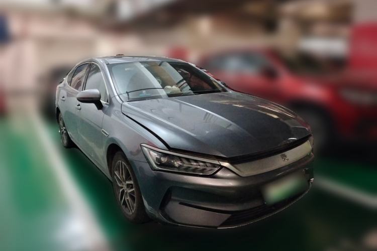 Used BYD Qin PLUS 2021 EV 500KM Luxury Model Front Right 45 Deg