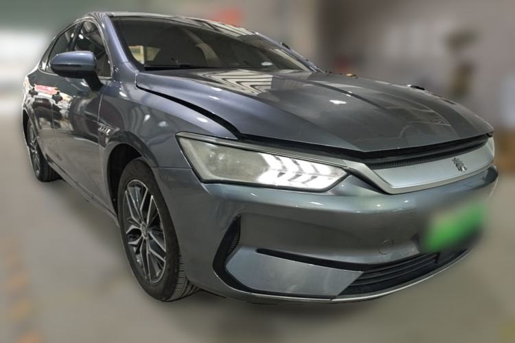 Used BYD Qin PLUS 2021 EV 500KM Luxury Model Front Right 45 Deg