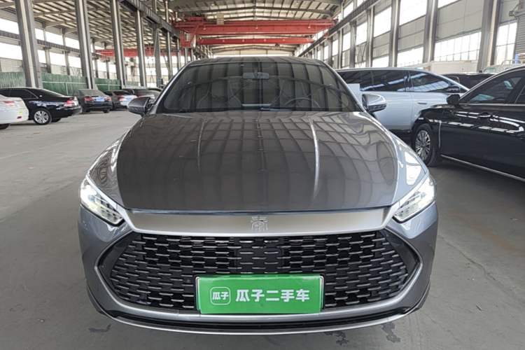 Used BYD Qin PLUS 2021 DM-i 55KM Flagship Model Front