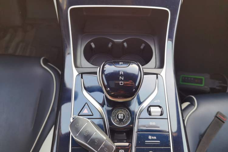 Used BYD Qin PLUS 2021 DM-i 55KM Flagship Model Gear Lever