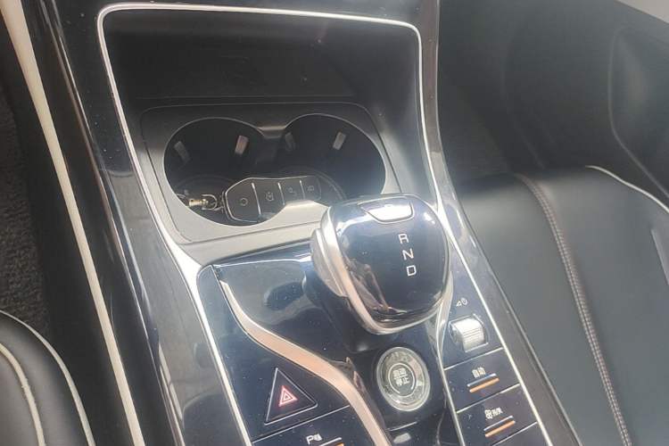 Used BYD Qin PLUS 2021 DM-i 55KM Flagship Model Gear Lever