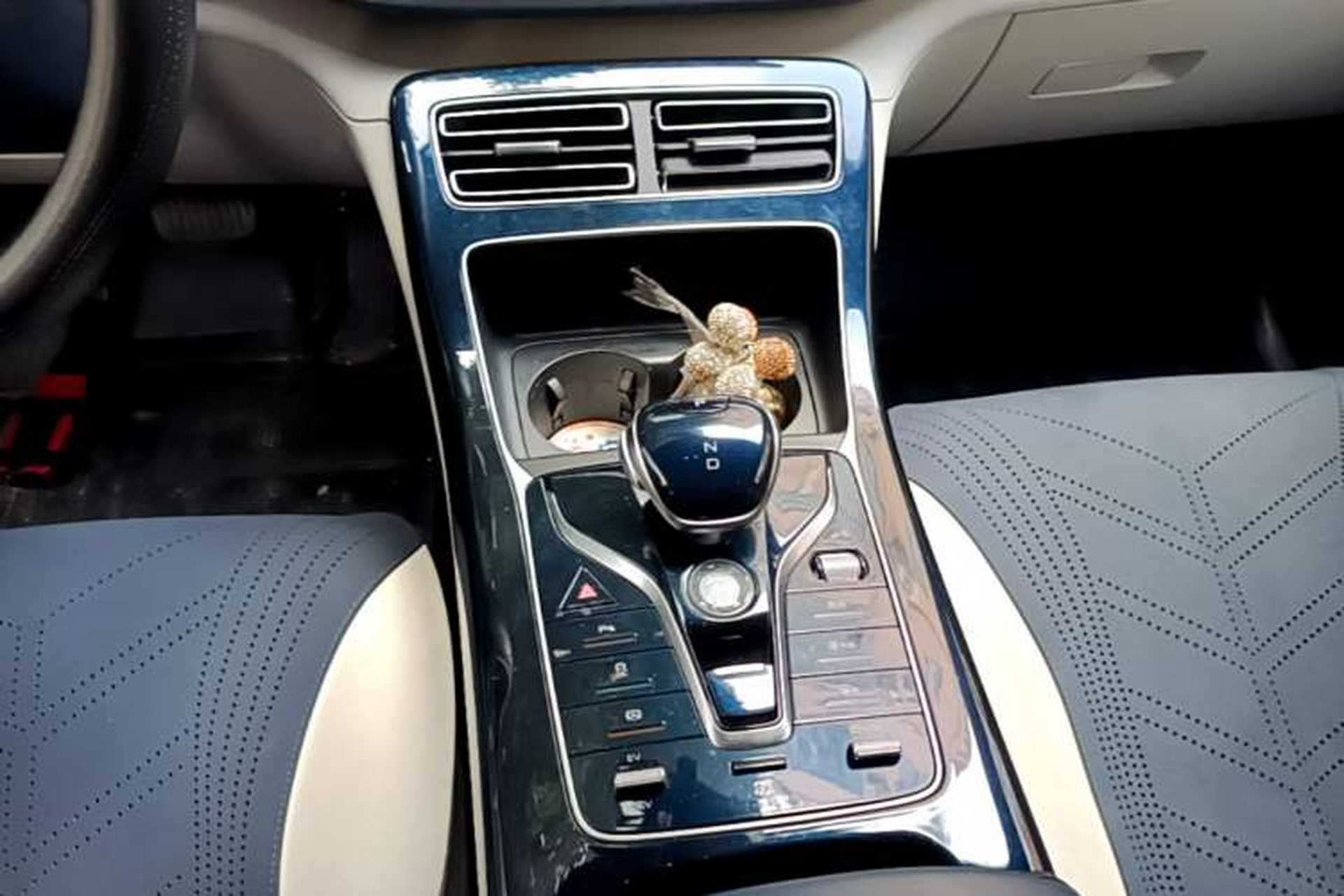 Used BYD Qin PLUS 2021 DM-i 55KM Flagship Model Gear Lever