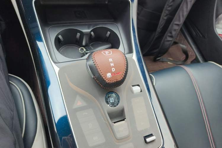 Used BYD Qin PLUS 2021 DM-i 55KM Flagship Model Gear Lever