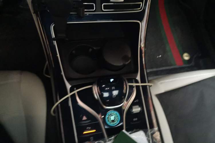 Used BYD Qin PLUS 2021 DM-i 55KM Flagship Model Gear Lever
