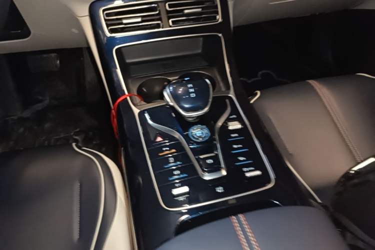 Used BYD Qin PLUS 2021 DM-i 55KM Flagship Model Gear Lever