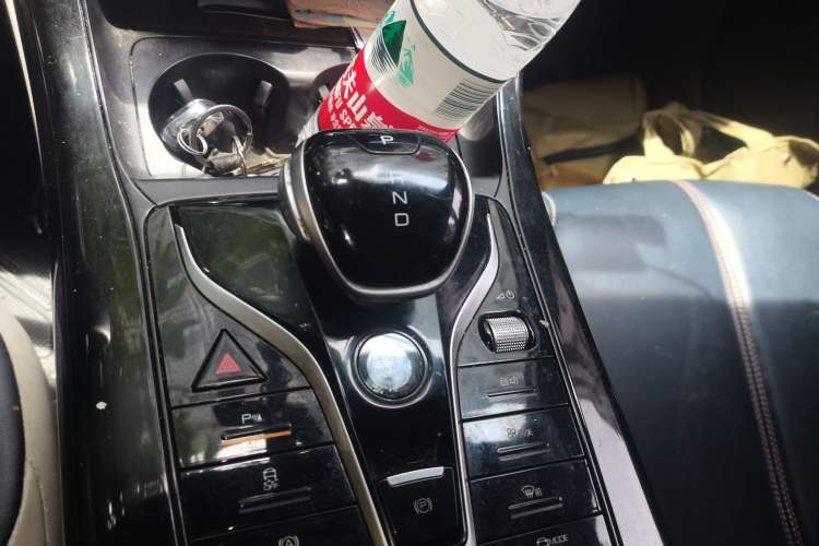 Used BYD Qin PLUS 2021 DM-i 55KM Prestige Model Gear Lever