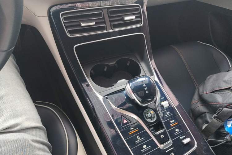 Used BYD Qin PLUS 2021 DM-i 55KM Flagship Model Gear Lever