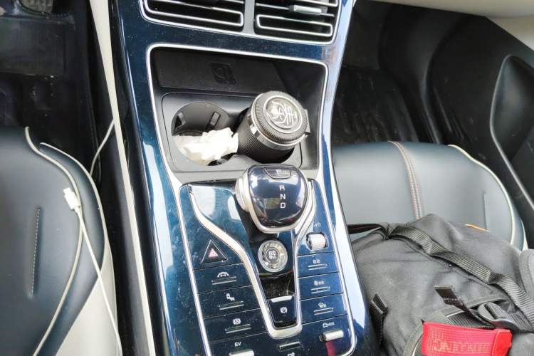 Used BYD Qin PLUS 2021 DM-i 120KM Flagship Model Gear Lever