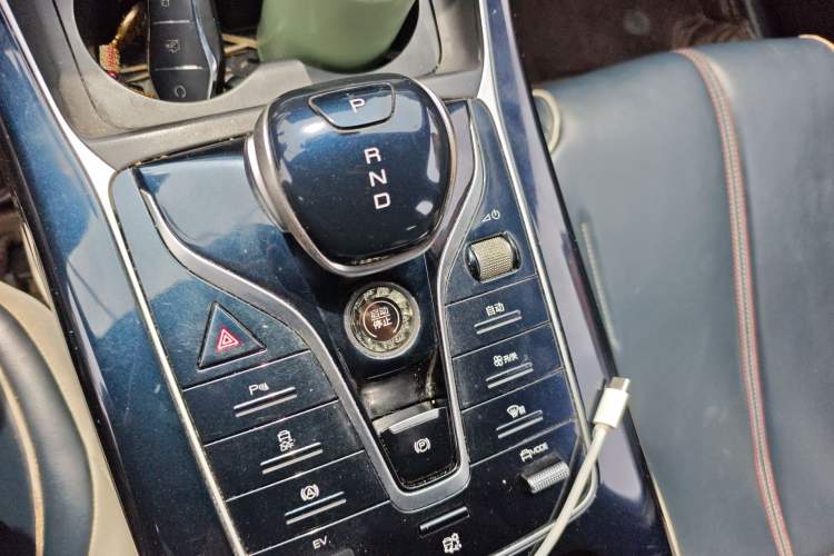 Used BYD Qin PLUS 2021 DM-i 55KM Flagship Model Gear Lever