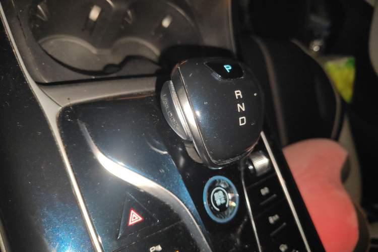 Used BYD Qin PLUS 2021 DM-i 55KM Flagship Model Gear Lever