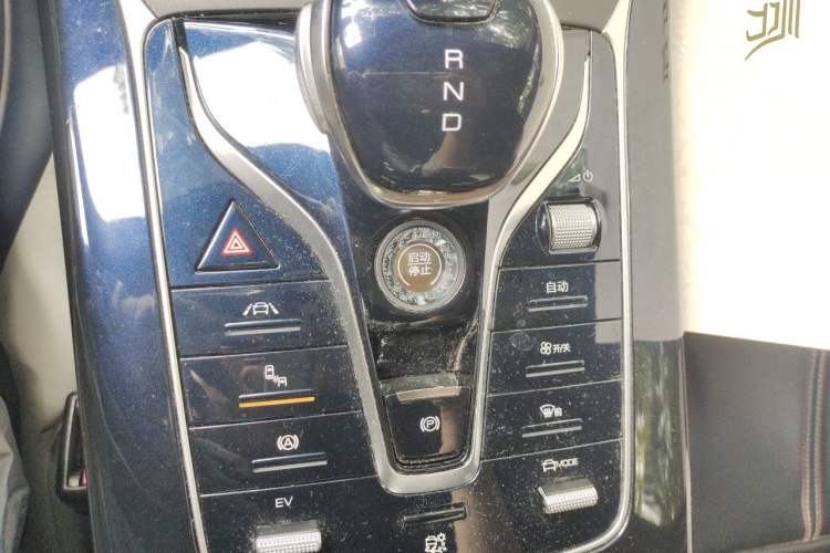 Used BYD Qin PLUS 2021 DM-i 120KM Flagship Model Gear Lever
