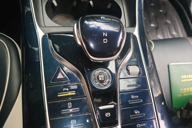 Used BYD Qin PLUS 2021 DM-i 120KM Prestige Model Gear Lever
