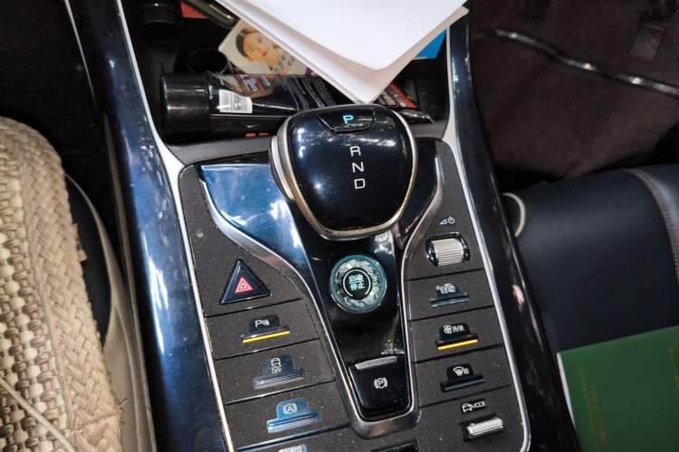 Used BYD Qin PLUS 2021 EV 500KM Luxury Model Gear Lever