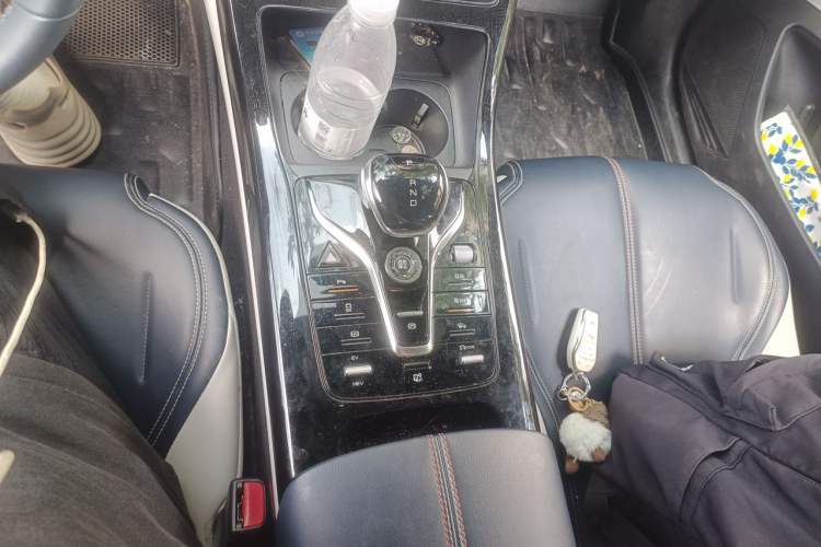 Used BYD Qin PLUS 2021 DM-i 55KM Prestige Model Gear Lever