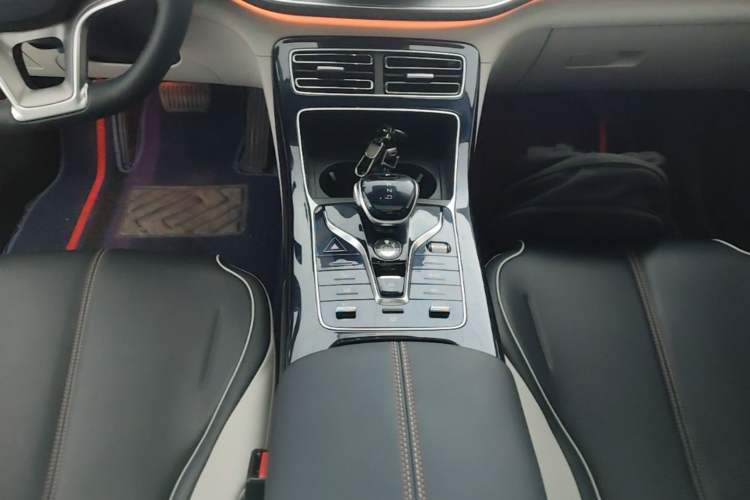 Used BYD Qin PLUS 2021 DM-i 120KM Flagship Model Gear Lever