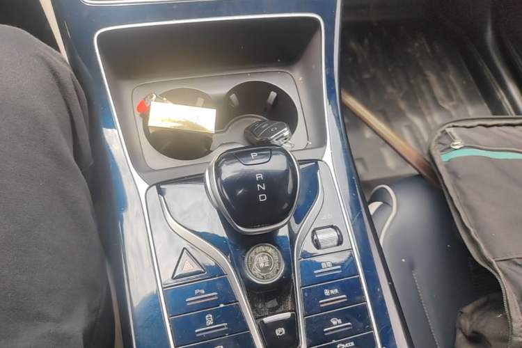 Used BYD Qin PLUS 2021 DM-i 55KM Flagship Model Gear Lever