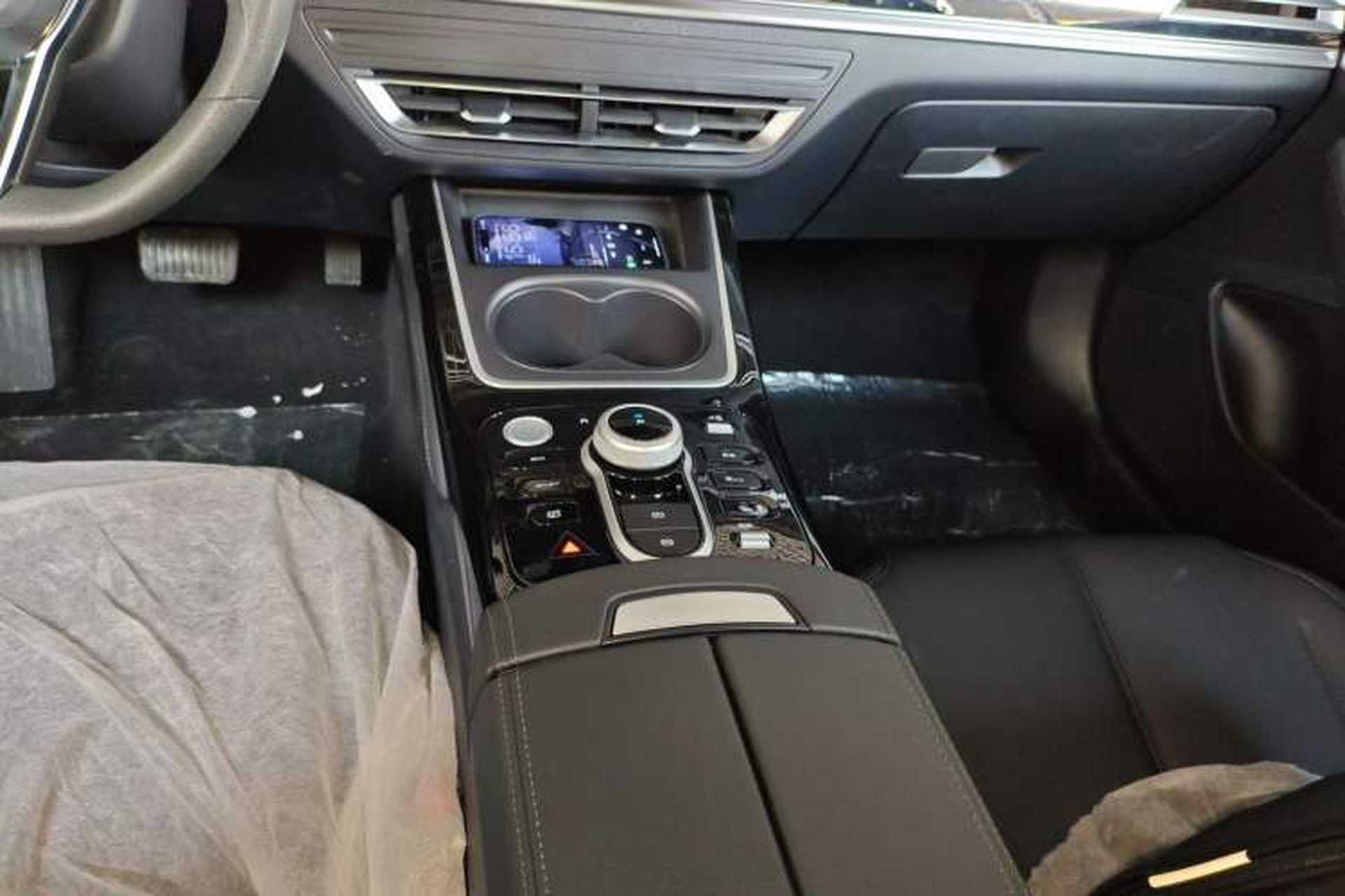 Used BYD Qin PLUS 2021 EV 400KM Leading Comfort Edition Gear Lever