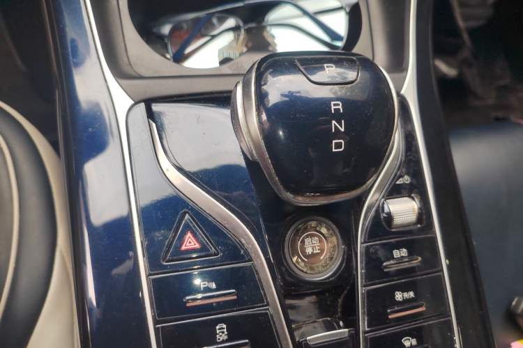 Used BYD Qin PLUS 2021 EV 400KM Luxury Model Gear Lever