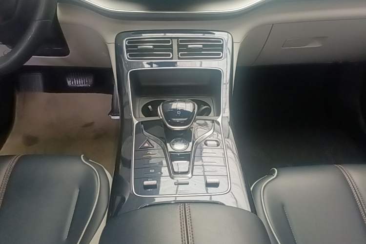 Used BYD Qin PLUS 2021 DM-i 55KM Flagship Model Gear Lever