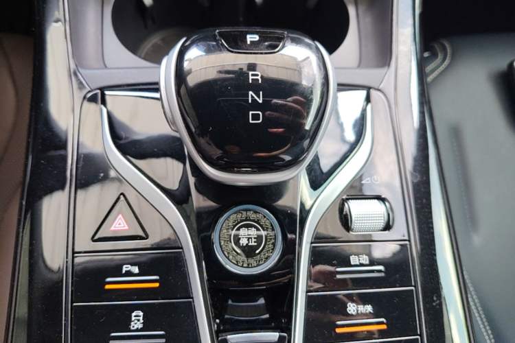 Used BYD Qin PLUS 2021 DM-i 55KM Prestige Model Gear Lever