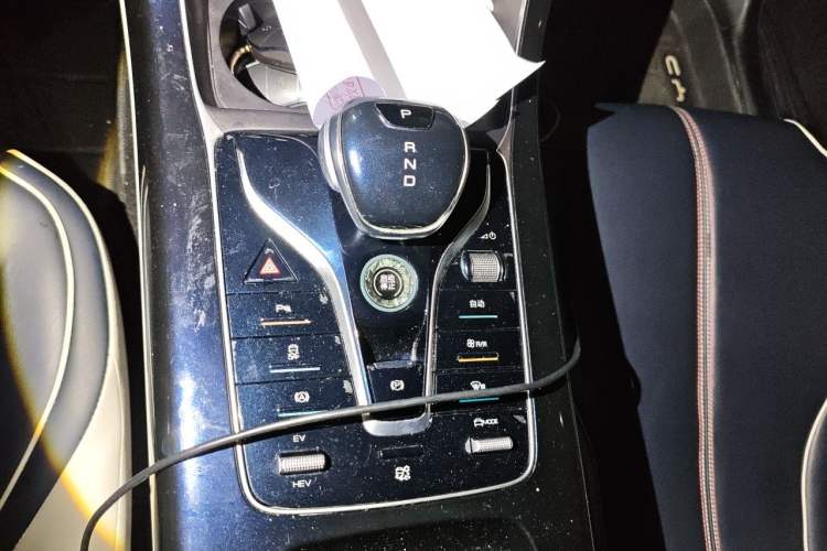 Used BYD Qin PLUS 2021 DM-i 55KM Flagship Model Gear Lever