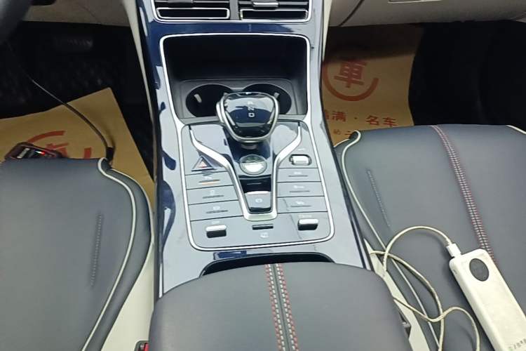 Used BYD Qin PLUS 2021 EV 400KM Luxury Model Gear Lever