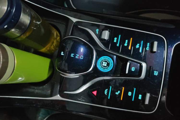Used BYD Qin PLUS 2021 EV 500KM Luxury Model Gear Lever