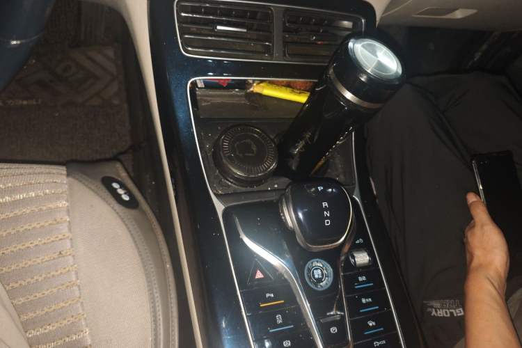 Used BYD Qin PLUS 2021 DM-i 55KM Prestige Model Gear Lever