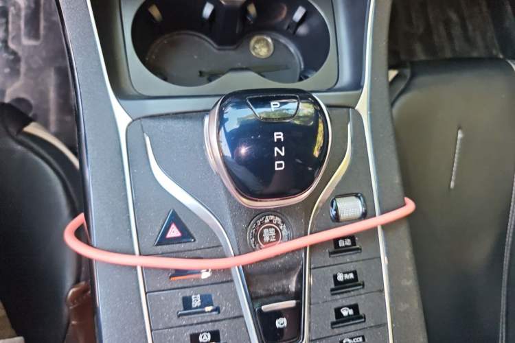 Used BYD Qin PLUS 2021 DM-i 55KM Flagship Model Gear Lever