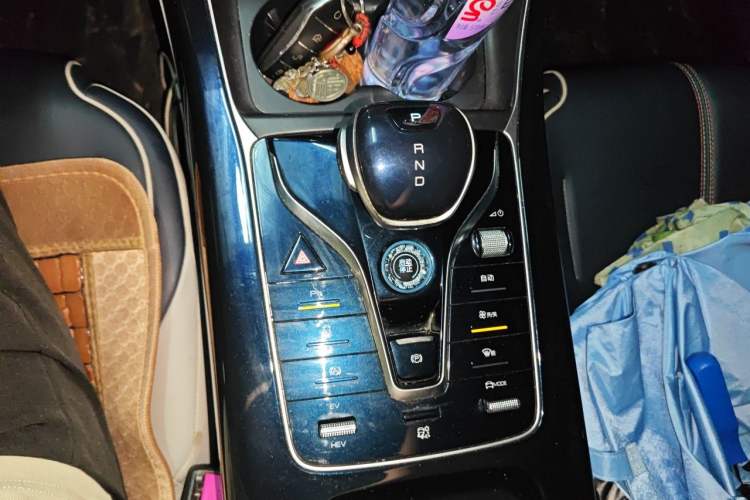 Used BYD Qin PLUS 2021 DM-i 55KM Flagship Model Gear Lever