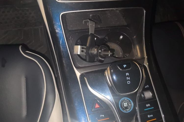 Used BYD Qin PLUS 2021 DM-i 55KM Flagship Model Gear Lever