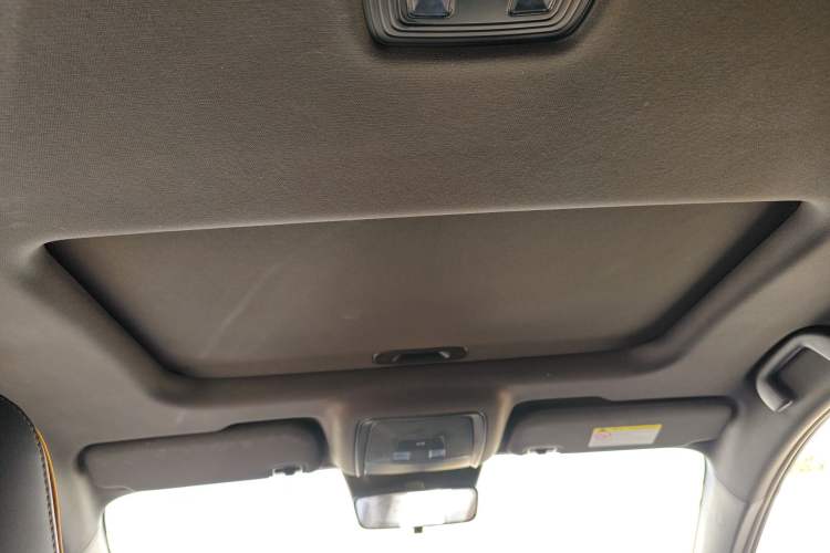 Used BYD Qin PLUS 2021 DM-i 120KM Flagship Model Headliner