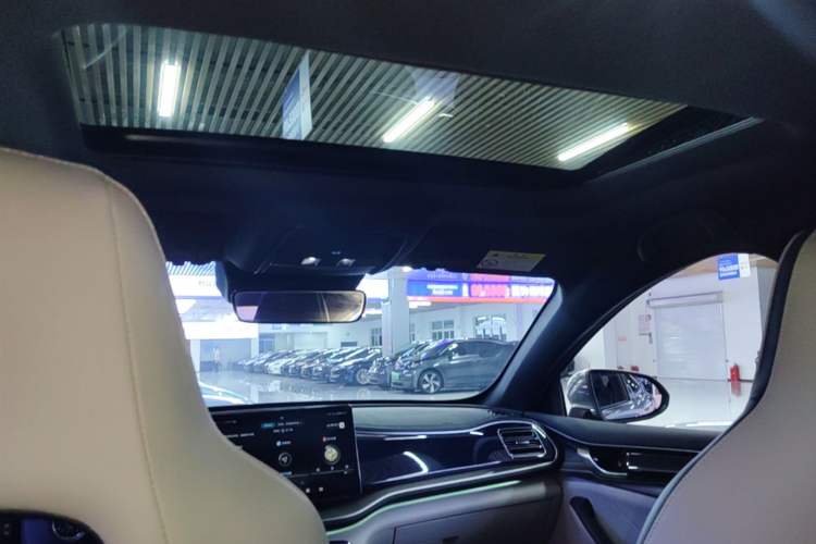 Used BYD Qin PLUS 2021 EV 500KM Premium Model Headliner
