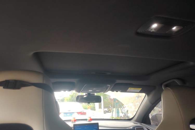 Used BYD Qin PLUS 2021 EV 400KM Luxury Model Headliner