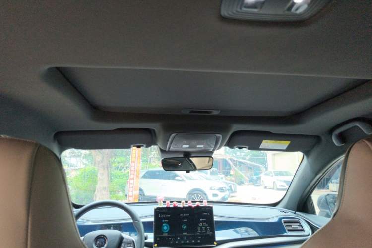 Used BYD Qin PLUS 2021 EV 500KM Premium Model Headliner