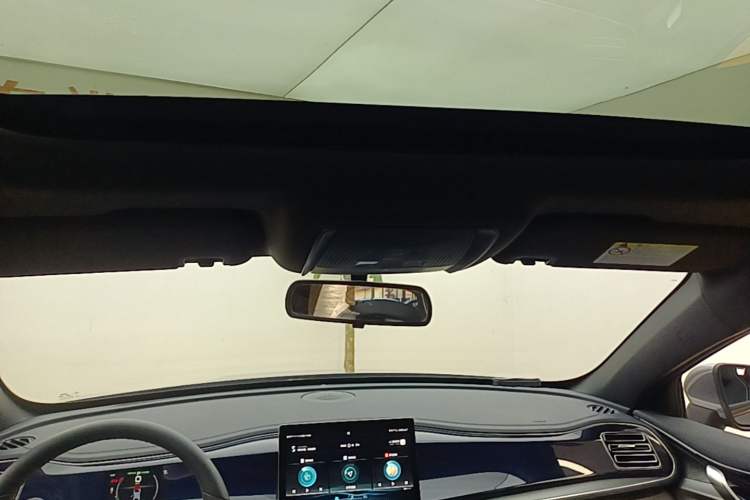 Used BYD Qin PLUS 2021 EV 400KM Luxury Model Headliner