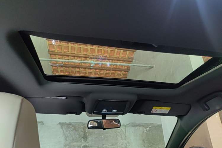 Used BYD Qin PLUS 2021 DM-i 55KM Flagship Model Headliner