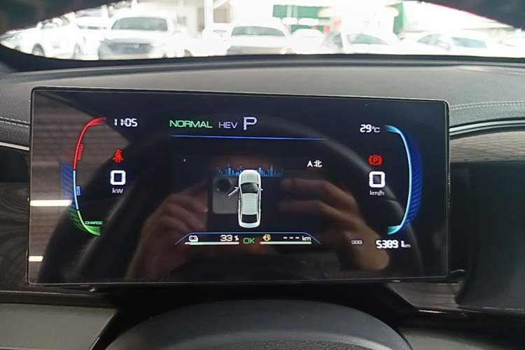 Used BYD Qin PLUS 2021 DM-i 120KM Flagship Model Instrument Cluster