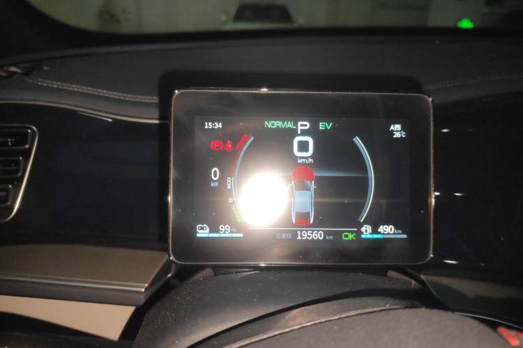 Used BYD Qin PLUS 2021 DM-i 55KM Flagship Model Instrument Cluster