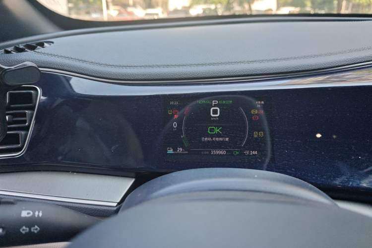 Used BYD Qin PLUS 2021 EV 500KM Luxury Model Instrument Cluster