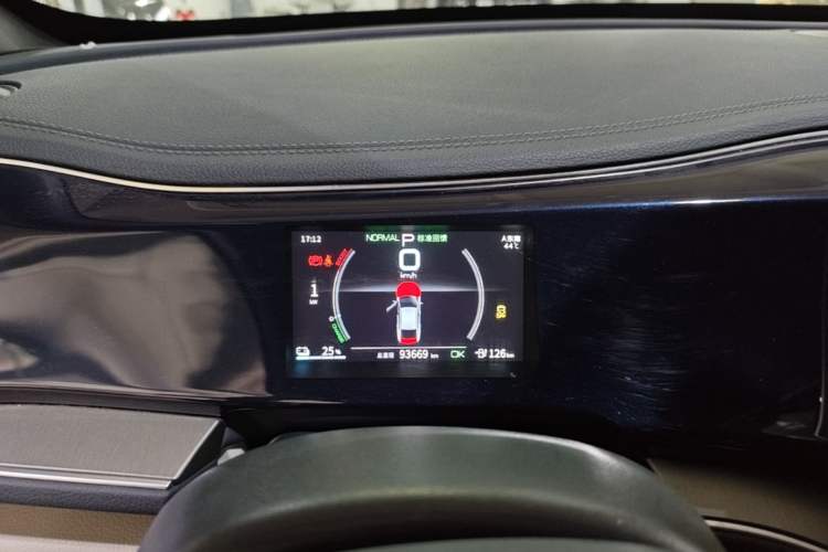 Used BYD Qin PLUS 2021 EV 500KM Luxury Model Instrument Cluster